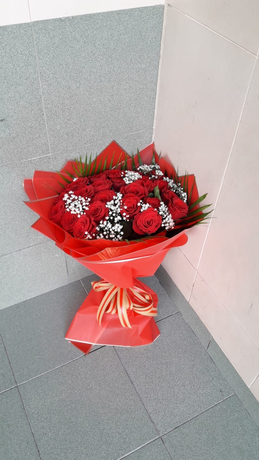 Scarlet Romance Bouquet